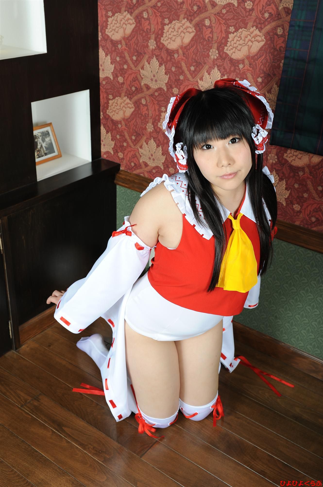 丹雫ひよ (Nishizuku Hiyo) 《東方Project》博麗霊夢   [HiyoHiyo Club]