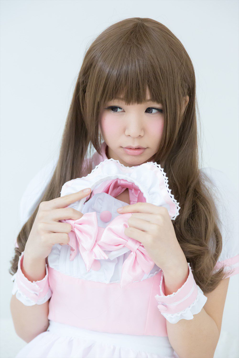 五木昶  Maid(メイド) + School Girl(女子校生)