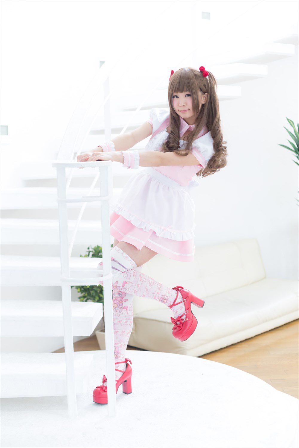 五木昶  Maid(メイド) + School Girl(女子校生)