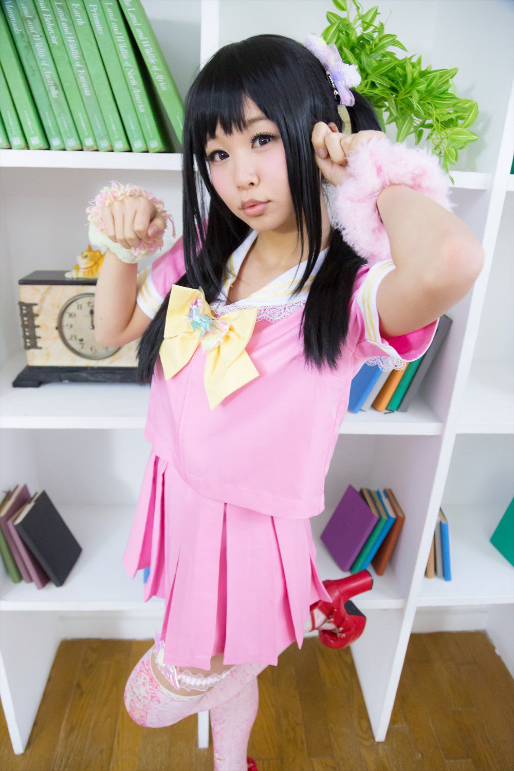 五木昶  Maid(メイド) + School Girl(女子校生)