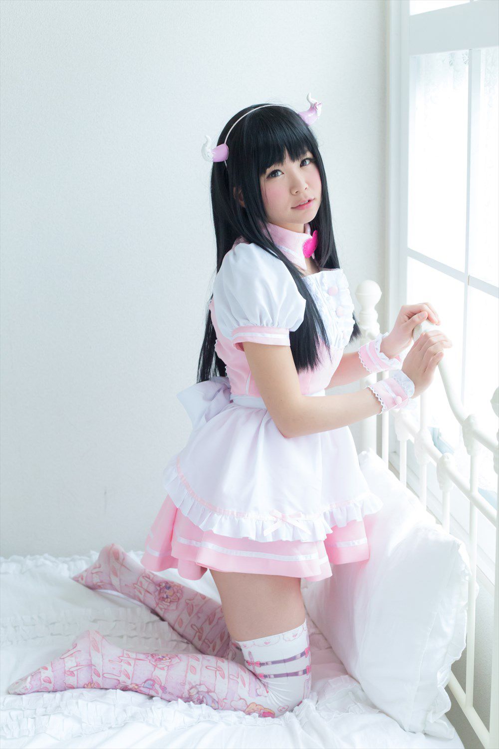 五木昶  Maid(メイド) + School Girl(女子校生)