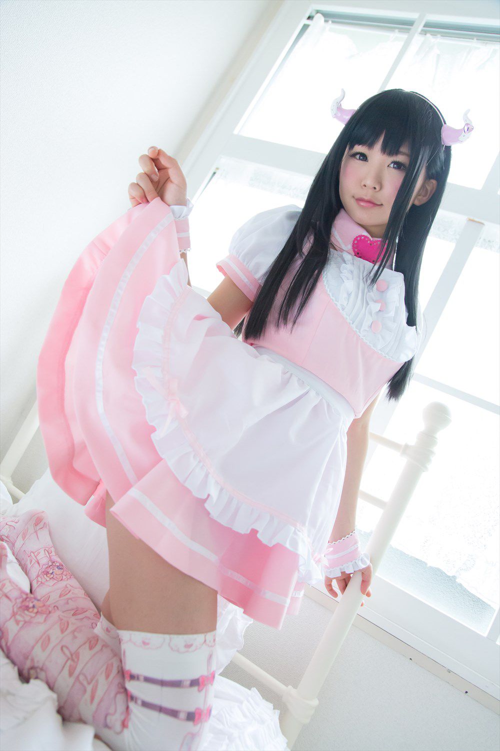 五木昶  Maid(メイド) + School Girl(女子校生)