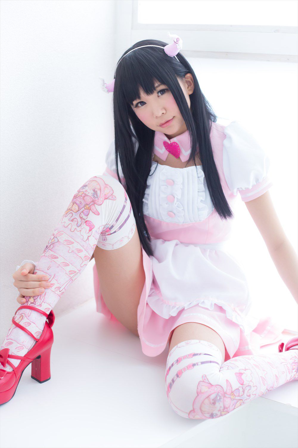 五木昶  Maid(メイド) + School Girl(女子校生)