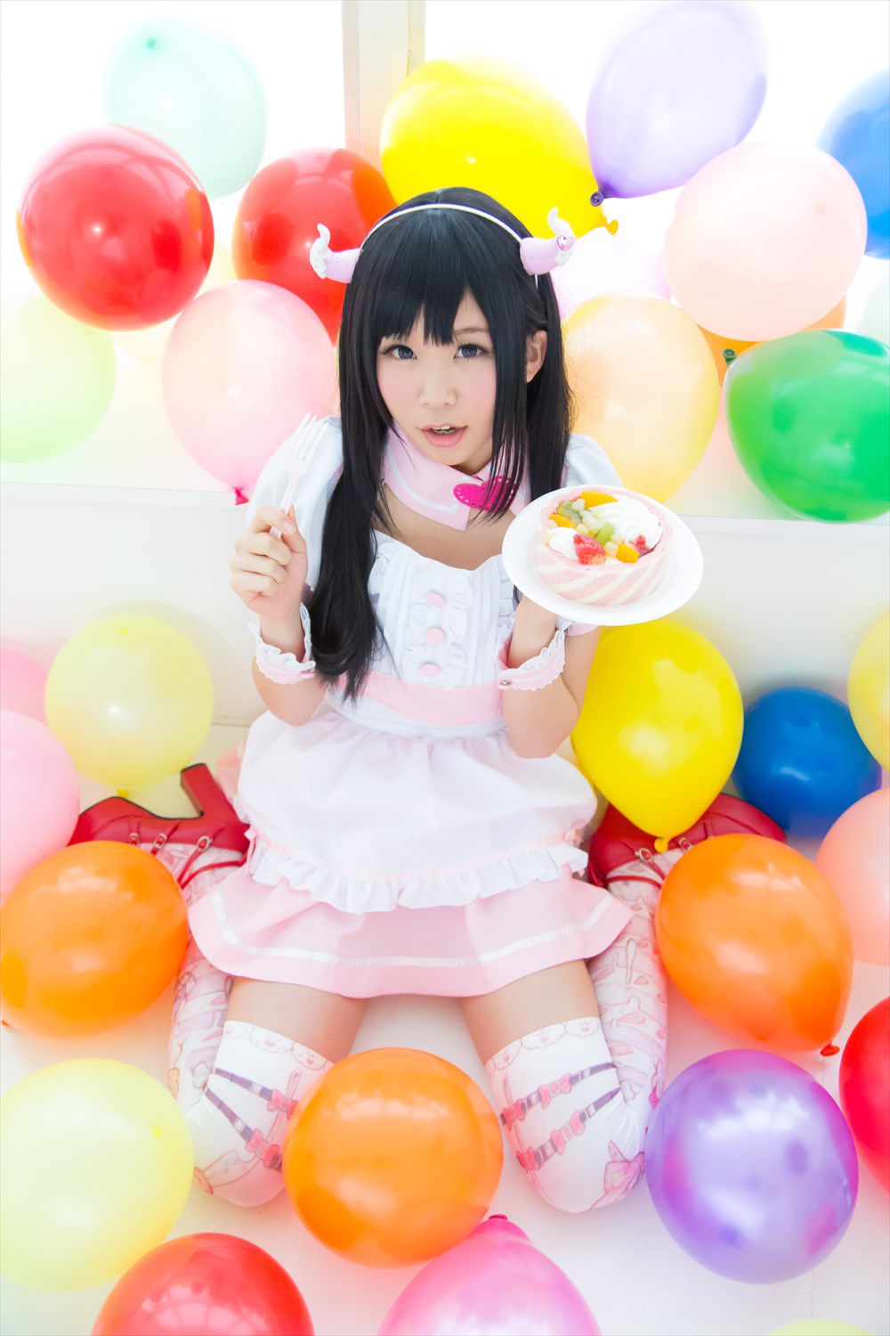 五木昶  Maid(メイド) + School Girl(女子校生)