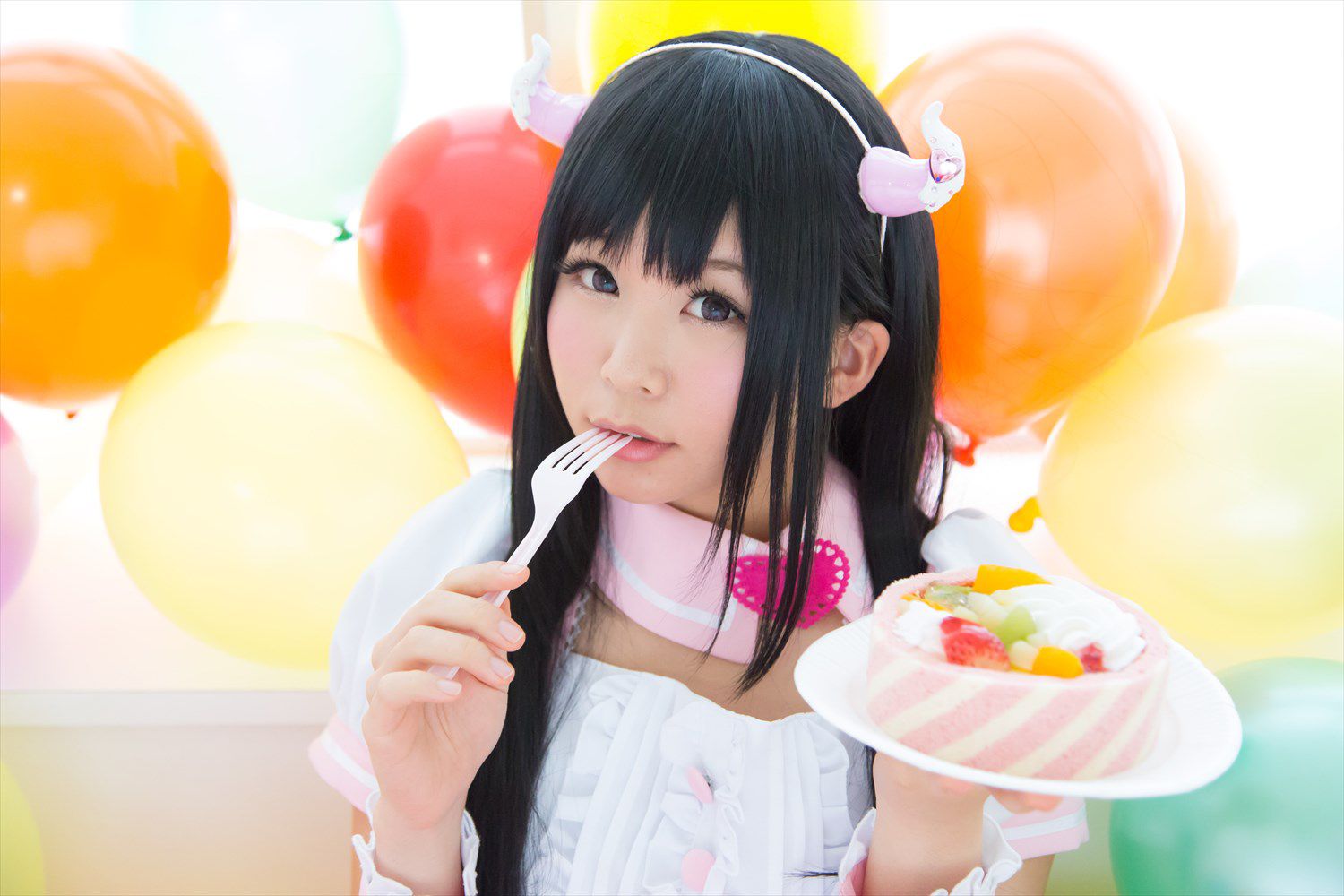 五木昶  Maid(メイド) + School Girl(女子校生)