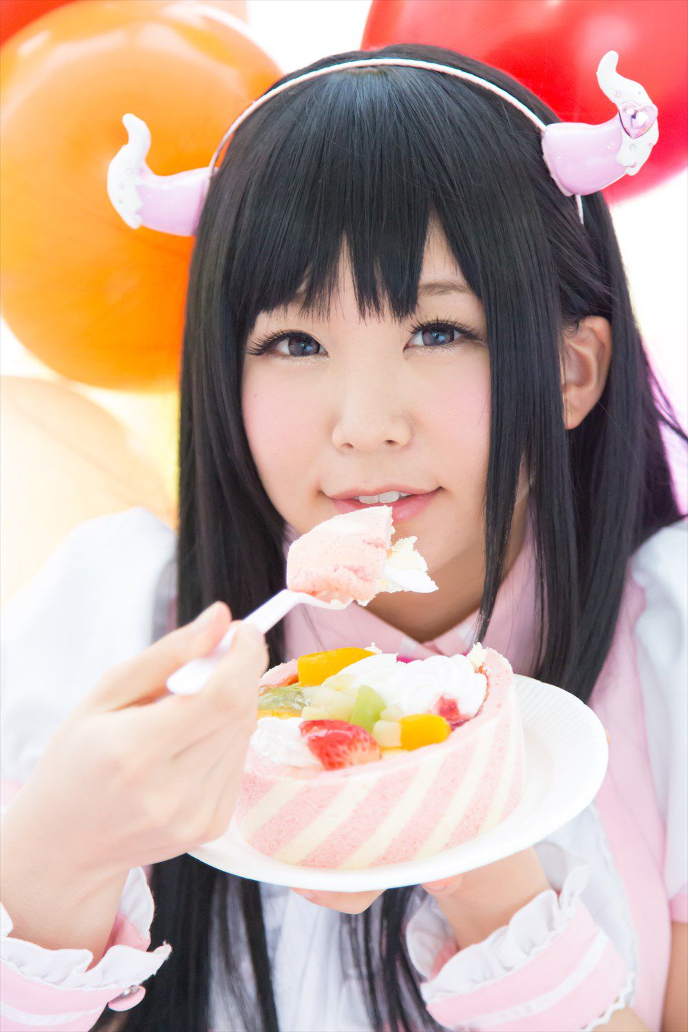 五木昶  Maid(メイド) + School Girl(女子校生)