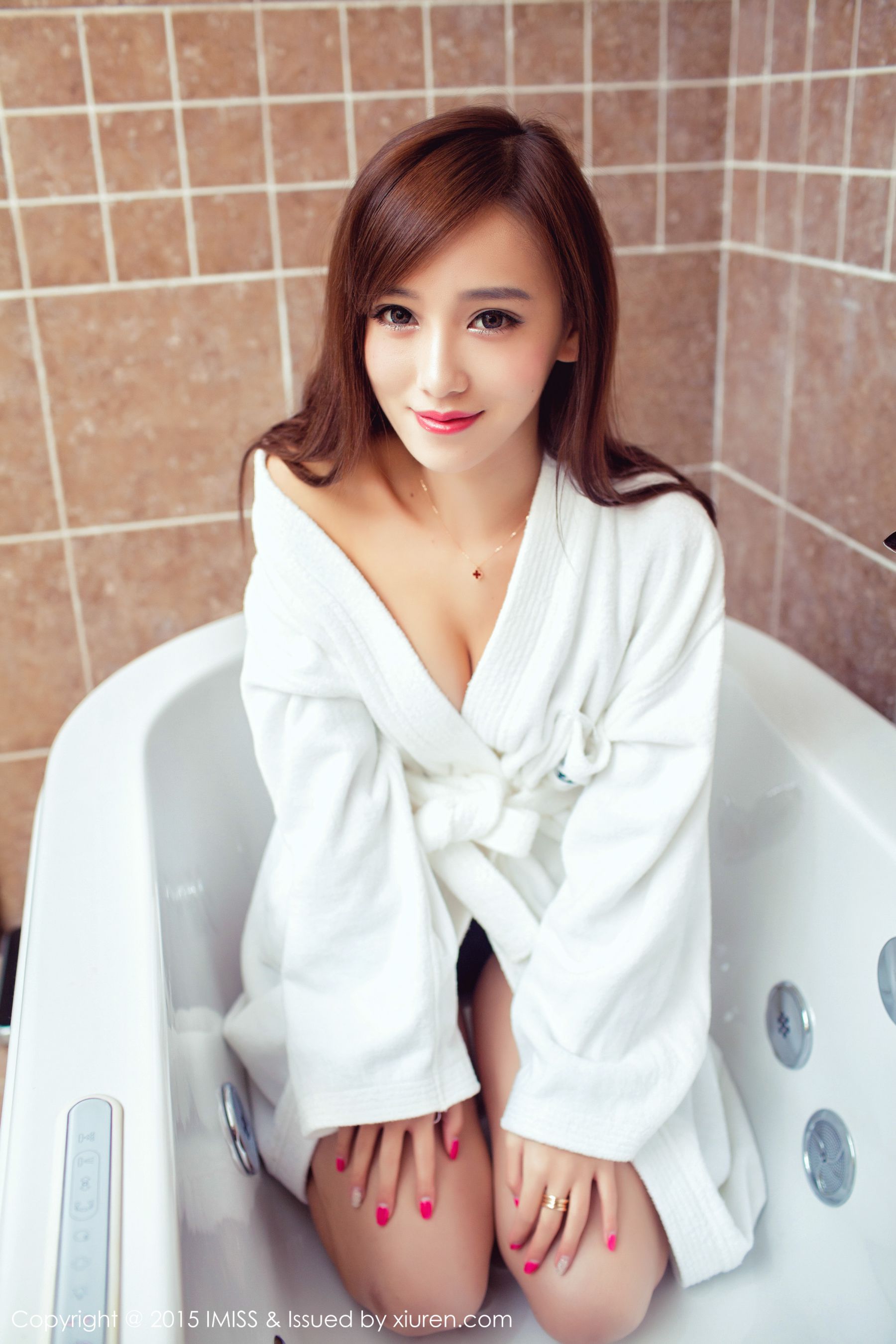 李玉洁Daisy《武汉大别山薄刀峰旅拍》 [爱蜜社IMiss] Vol.040