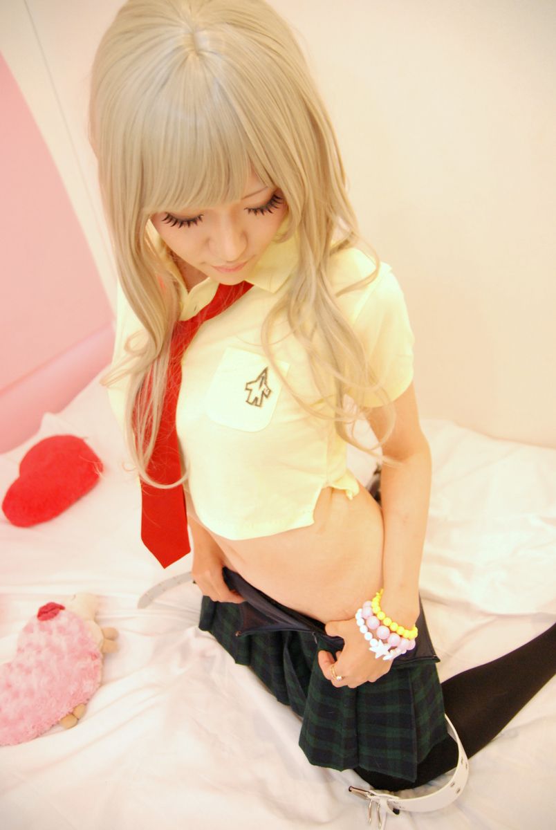 太宰ガロ (Dazai Garo) 《Macros》Sheryl Nome [From a rose.]