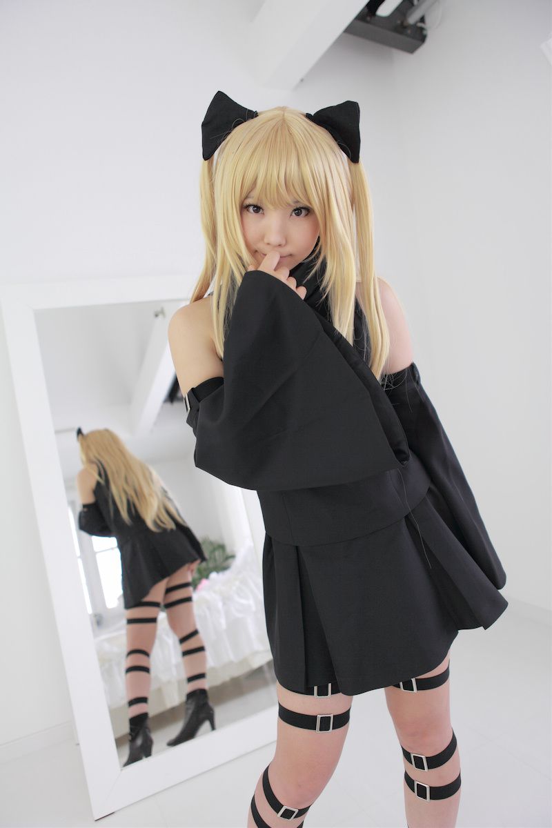 Enako(えなこ) 《To Love-Ru》Konjiki no Yami(金色の闇)