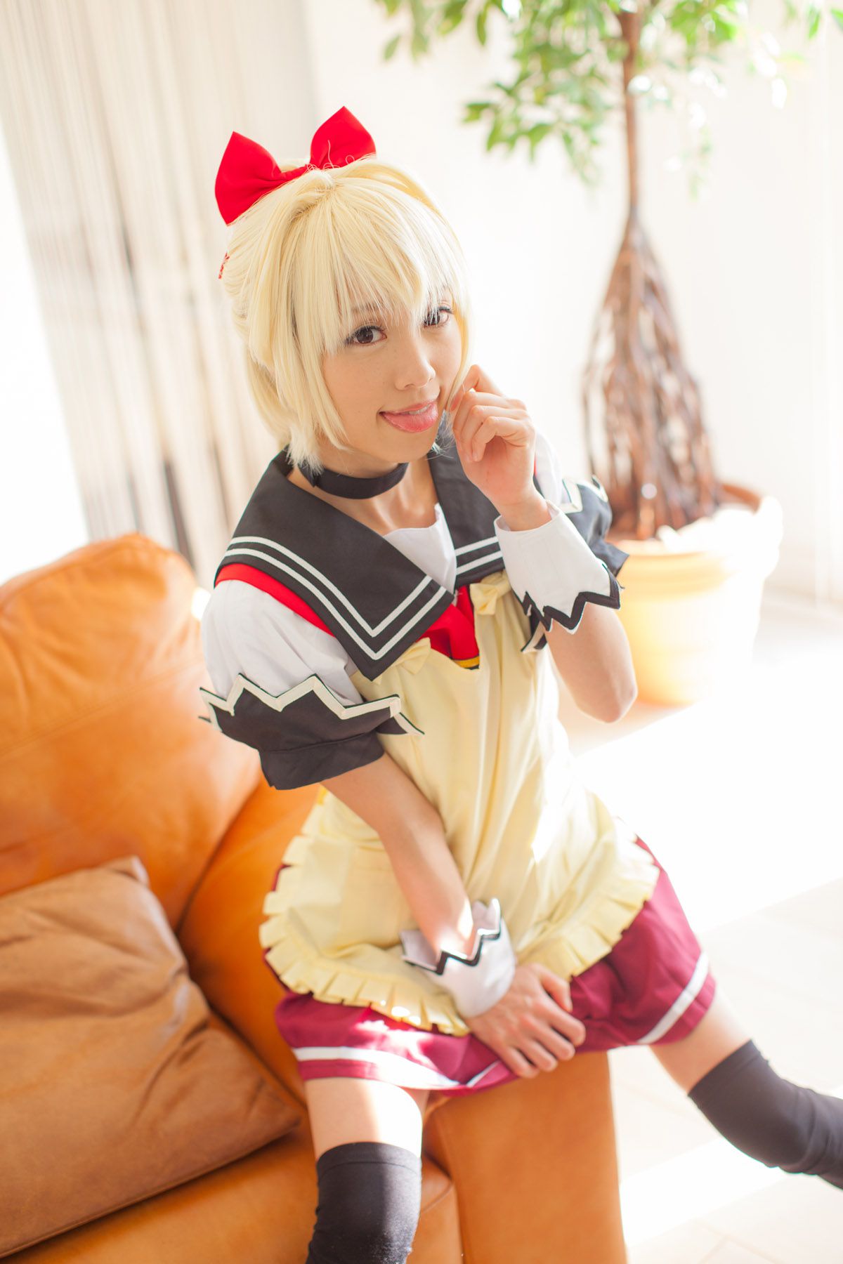 早乙女らぶ (Saotome Love) 《勇者になれなかった俺はしぶしぶ就職を決意しました》Fino Bloodstone [@factory]