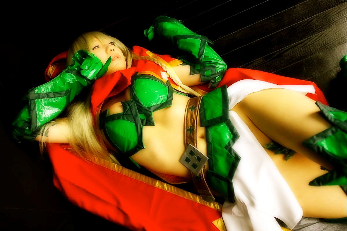 華群みさき(Hanamura Misaki) 《Queen s Blade》Alice+Alleyne+Echidna  [HONEY BUNNY]