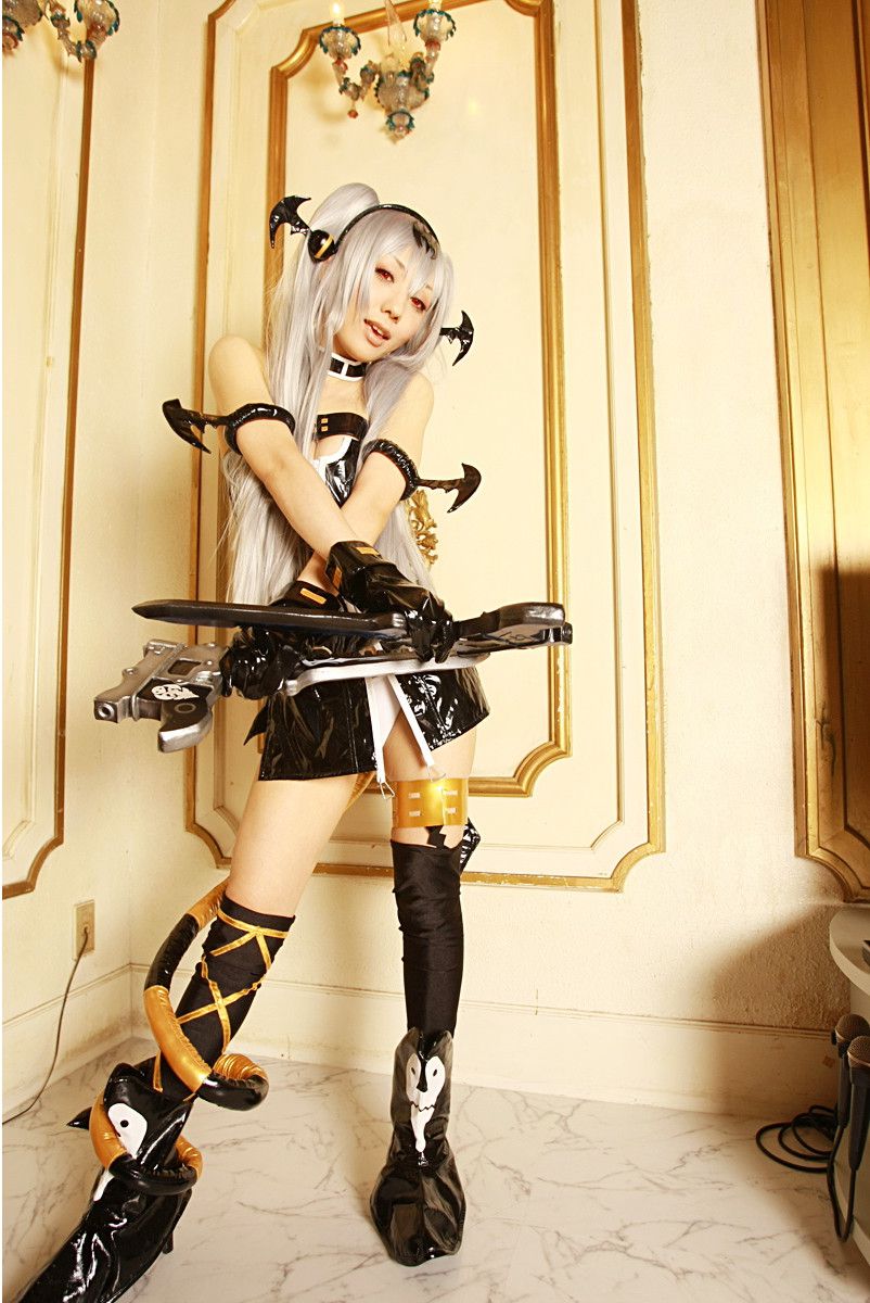 華群みさき(Hanamura Misaki) 《Queen s Blade》Alice+Alleyne+Echidna  [HONEY BUNNY]
