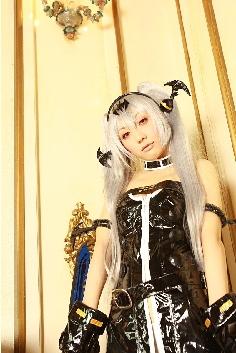 華群みさき(Hanamura Misaki) 《Queen s Blade》Alice+Alleyne+Echidna  [HONEY BUNNY]