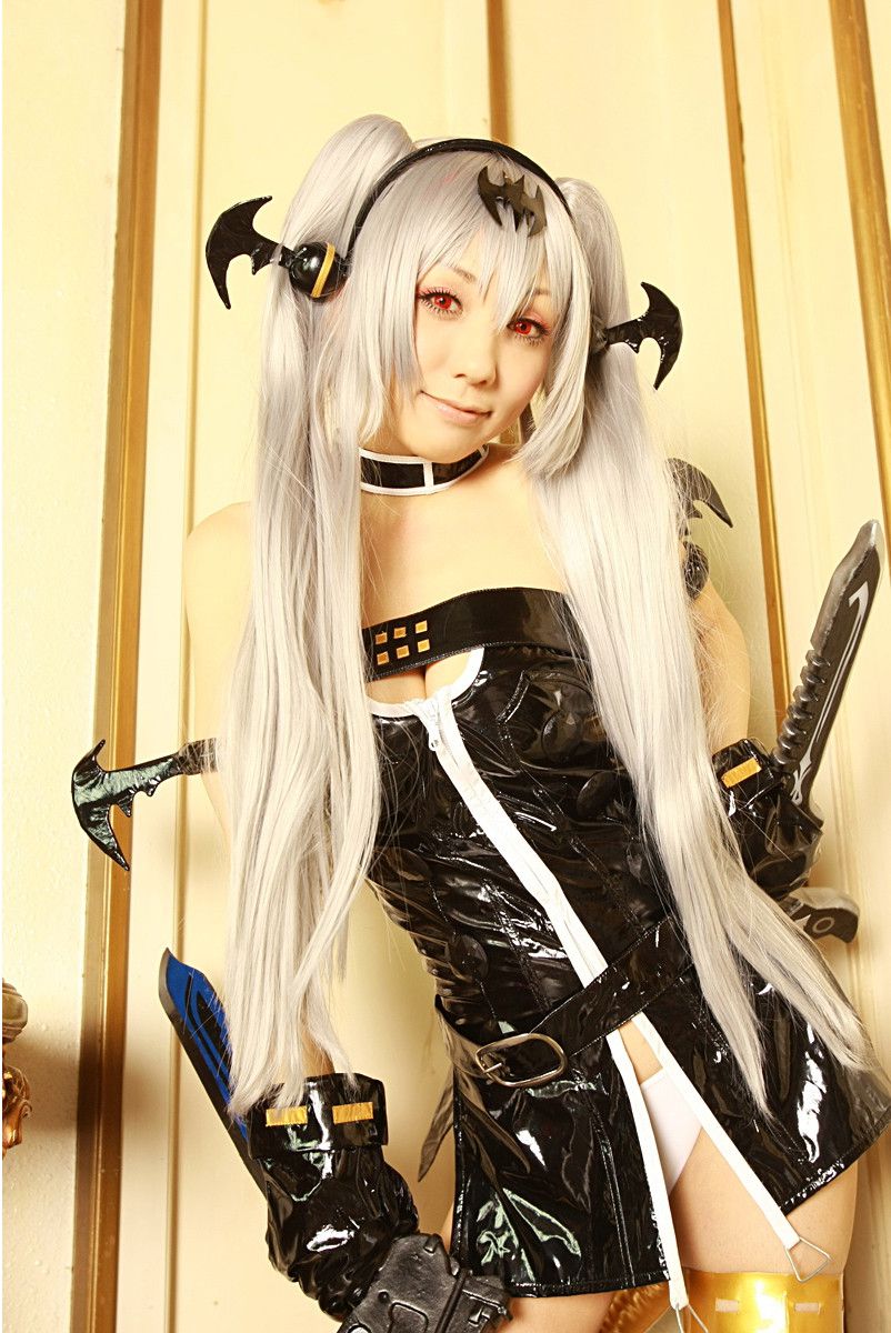 華群みさき(Hanamura Misaki) 《Queen s Blade》Alice+Alleyne+Echidna  [HONEY BUNNY]