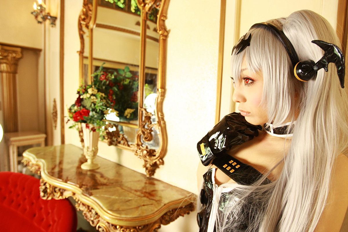 華群みさき(Hanamura Misaki) 《Queen s Blade》Alice+Alleyne+Echidna  [HONEY BUNNY]