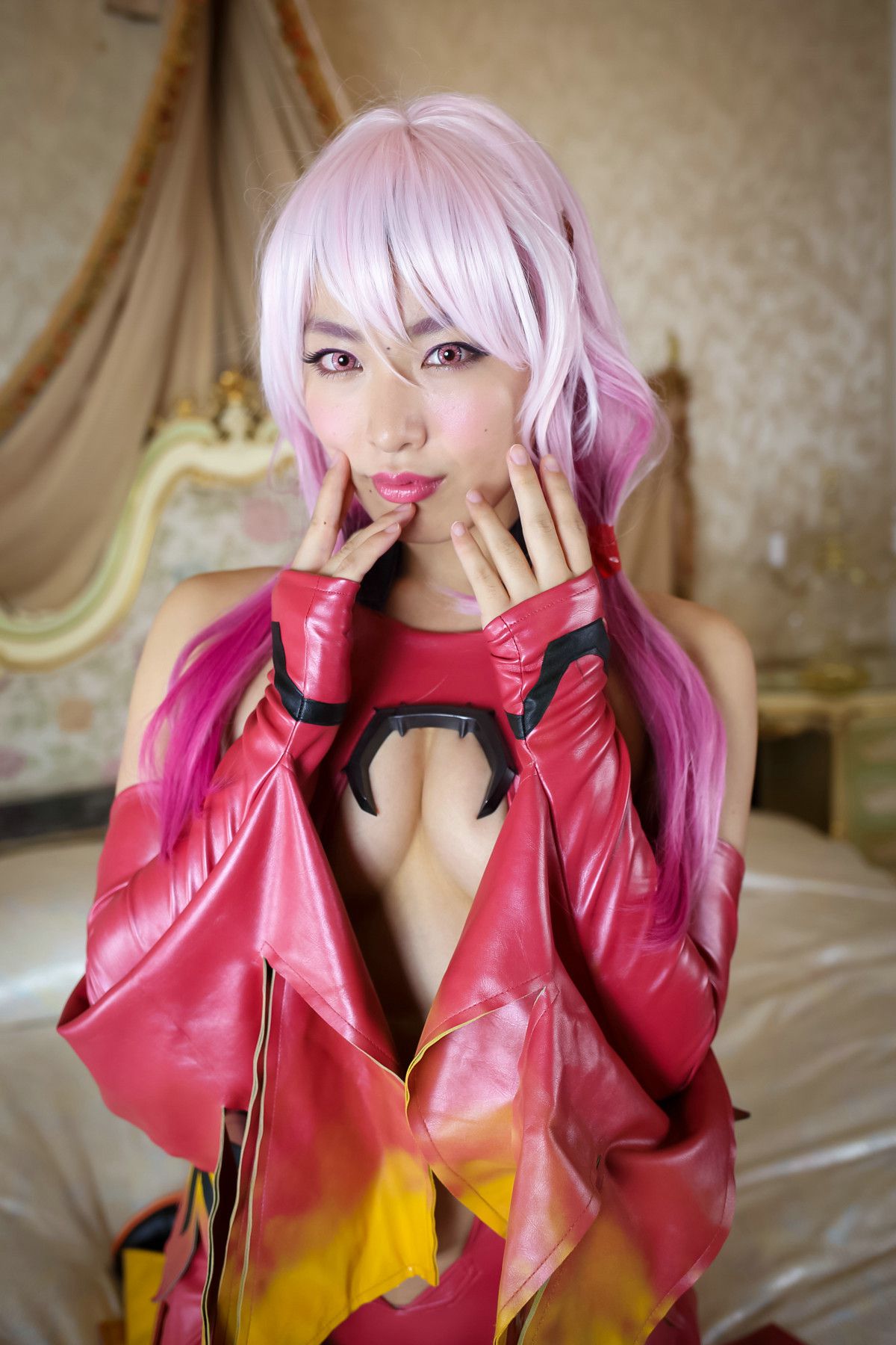由愛可奈 《Guilty Crown》楪いのり [SEVEN D SISTERS]
