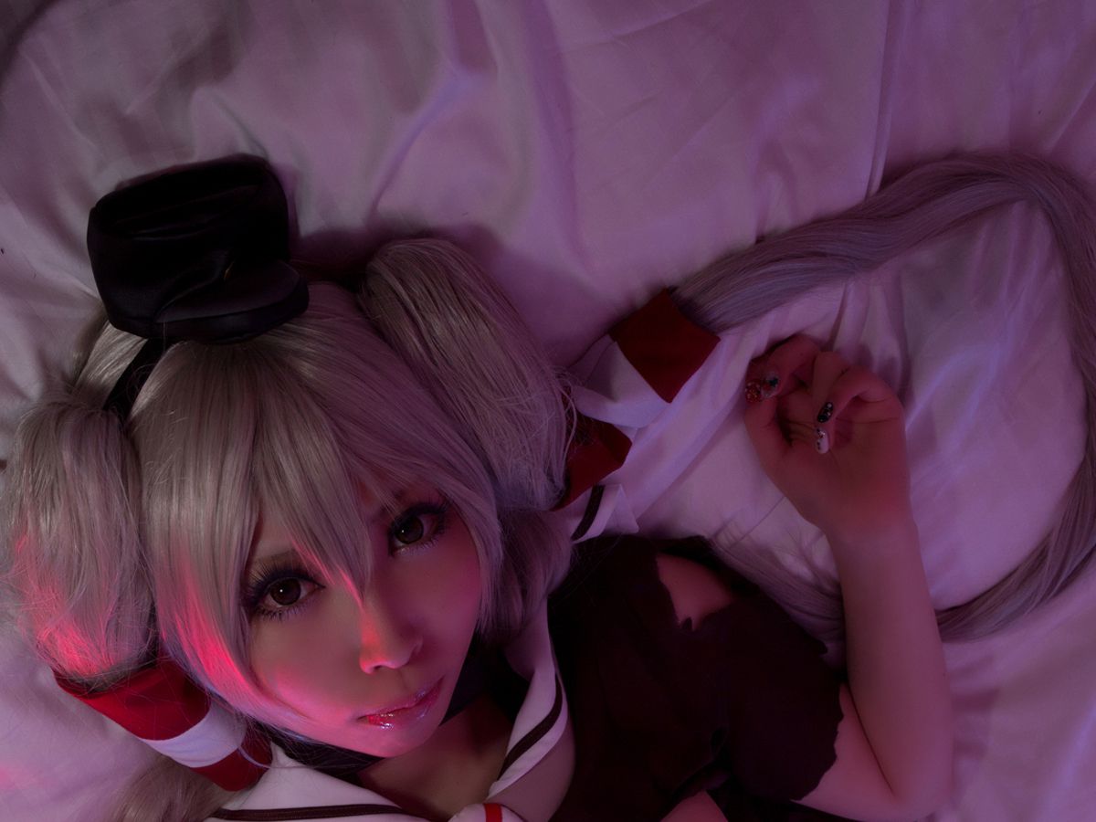 桃色れく (Momoiro Reku) 《Kantai Collection》Amatsukaze(天津風) [KURUPIKA]