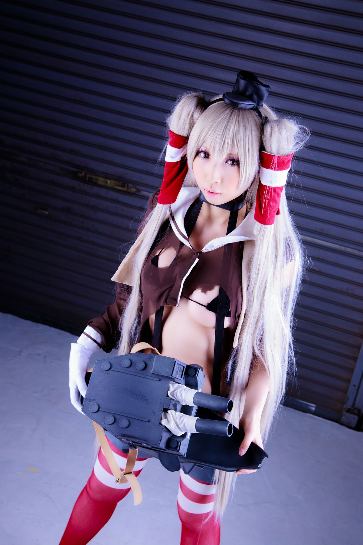 桃色れく (Momoiro Reku) 《Kantai Collection》Amatsukaze(天津風) [KURUPIKA]