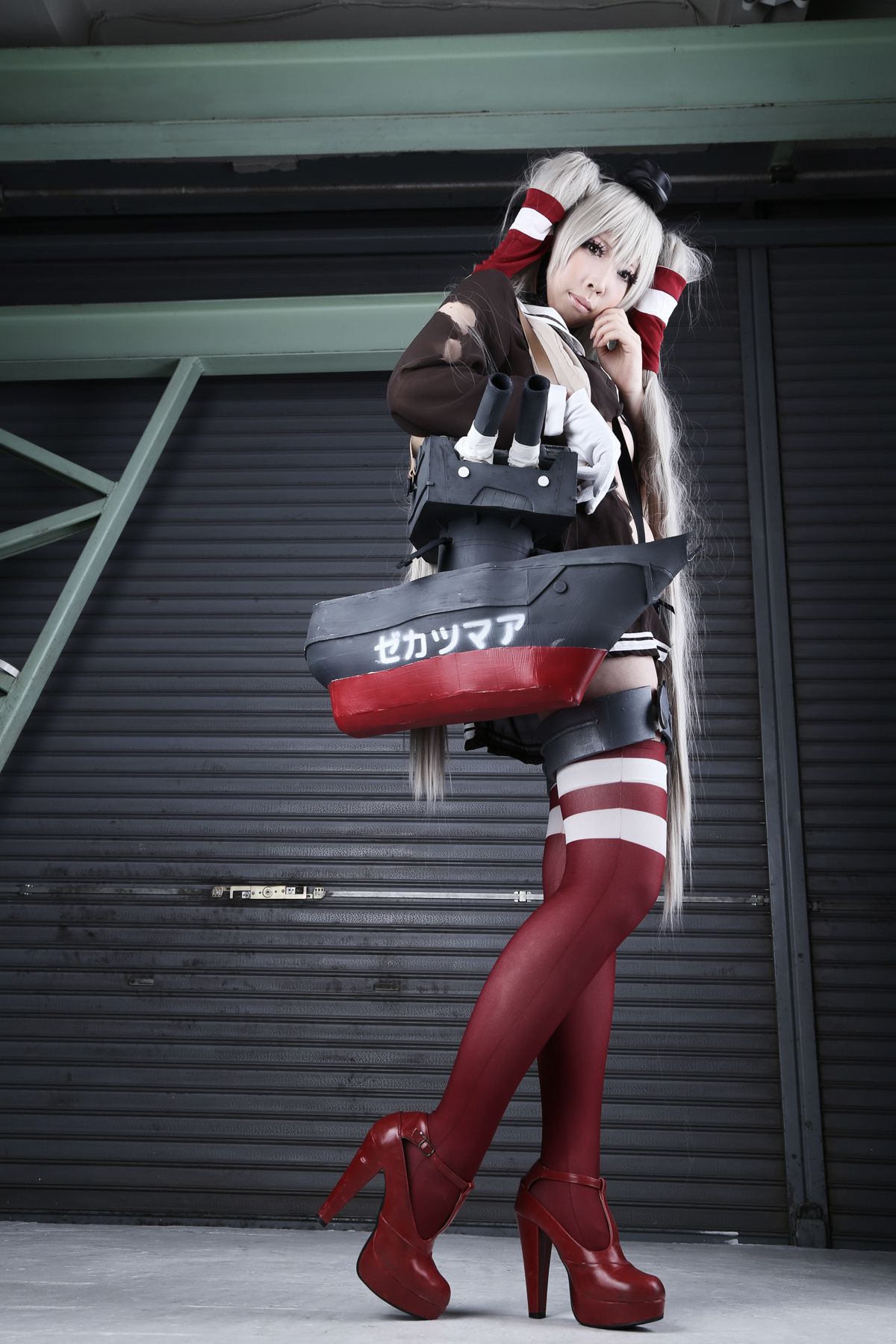 桃色れく (Momoiro Reku) 《Kantai Collection》Amatsukaze(天津風) [KURUPIKA]