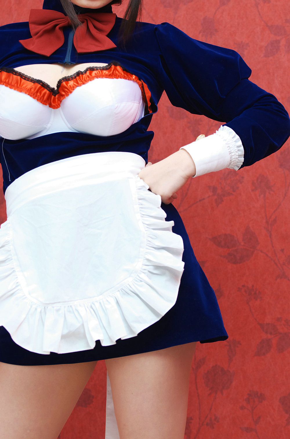 Chiyoko(チョコボール向囲) Unknown Character女仆眼镜娘