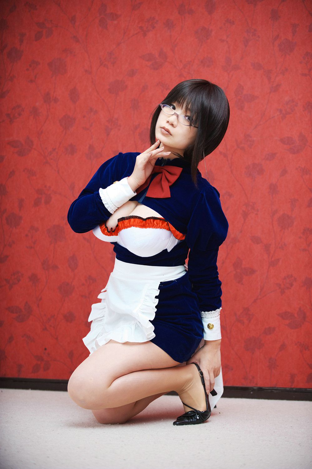 Chiyoko(チョコボール向囲) Unknown Character女仆眼镜娘