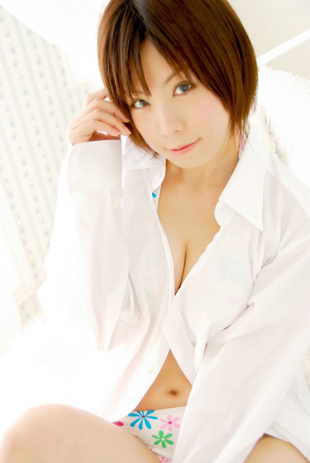 橘みなみ (Tachibana Minami) 《赌场少女》理欧?罗伦斯 3Sets