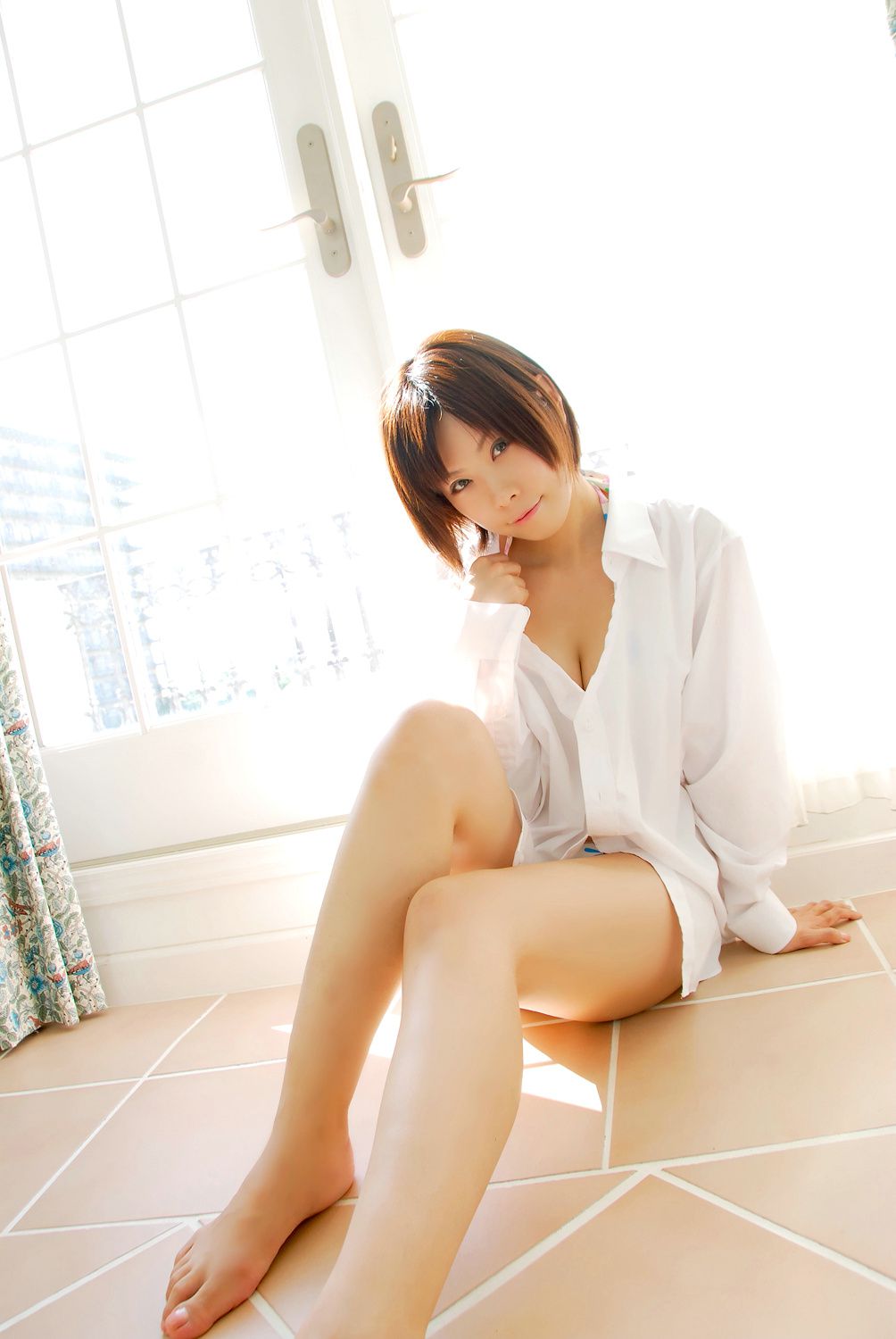 橘みなみ (Tachibana Minami) 《赌场少女》理欧?罗伦斯 3Sets