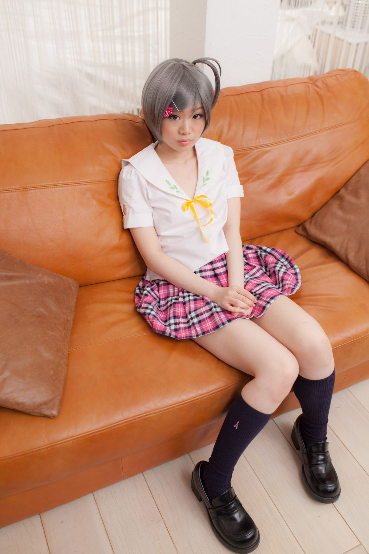 沙倉くるみ (Sakura Kurumi) 《変態王子と笑わない猫。》筒隠月子 [@factory]
