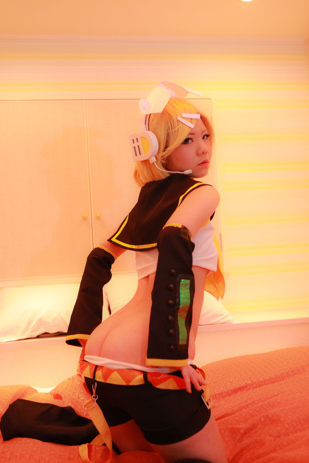 田中まな (Tanaka Mana) 《VOCALOID》鏡音リン [Cosplay Channel]