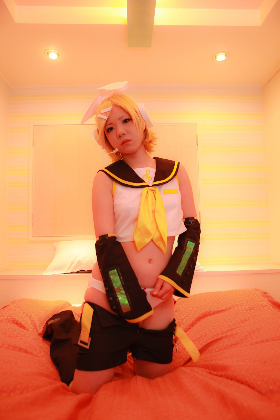 田中まな (Tanaka Mana) 《VOCALOID》鏡音リン [Cosplay Channel]