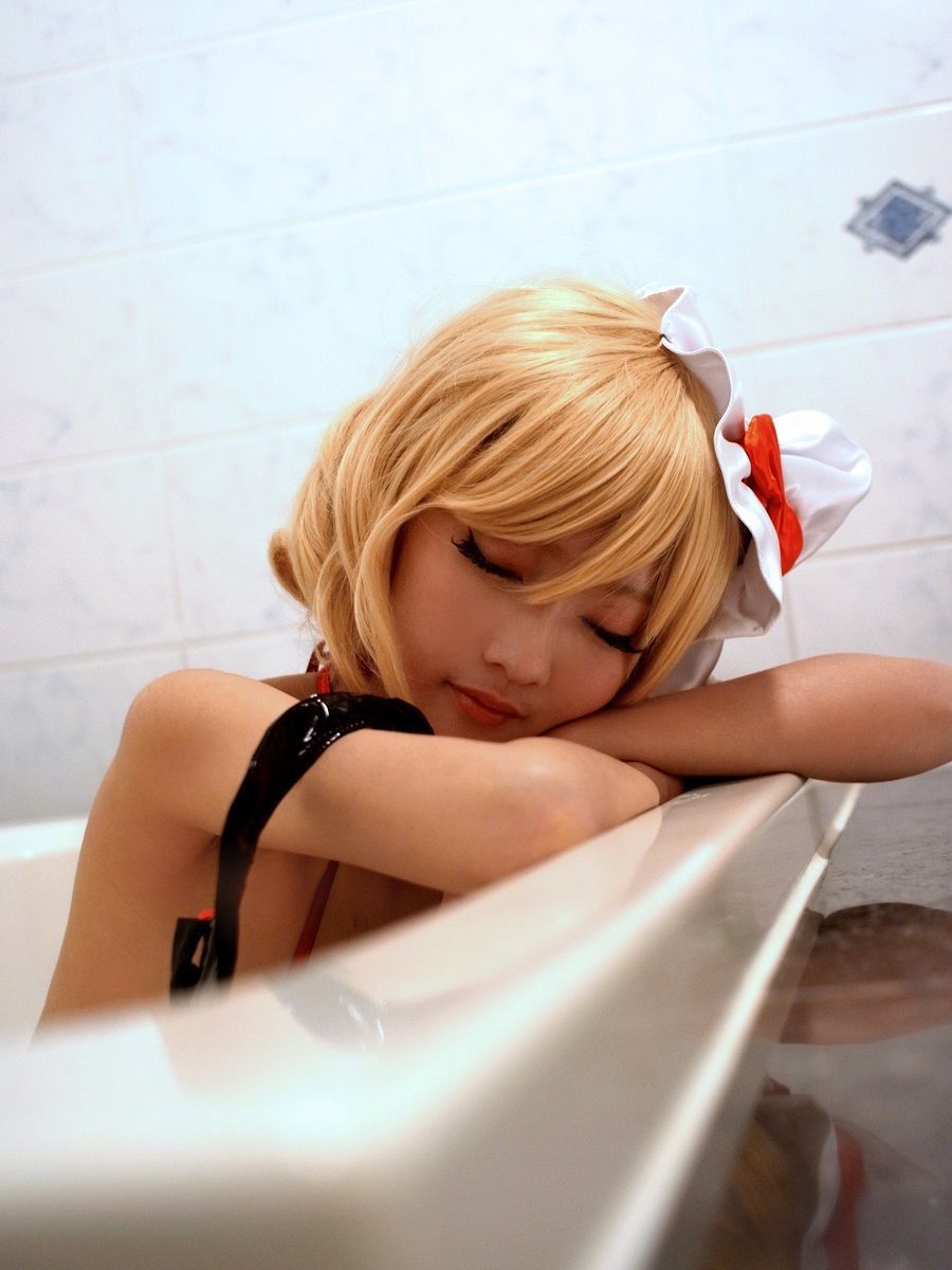 火将ロシエル 《Touhou Project》Hakurei Reimu+Flandre Scarlet [猫耳メイド屋]