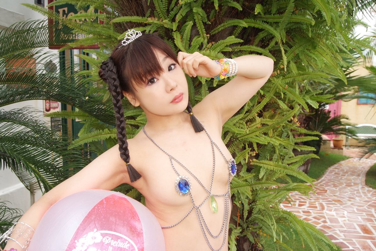 結城紗代 (Yuuki Sayo) 《DEAD OR ALIVE》Leifang [Night Cocoon]
