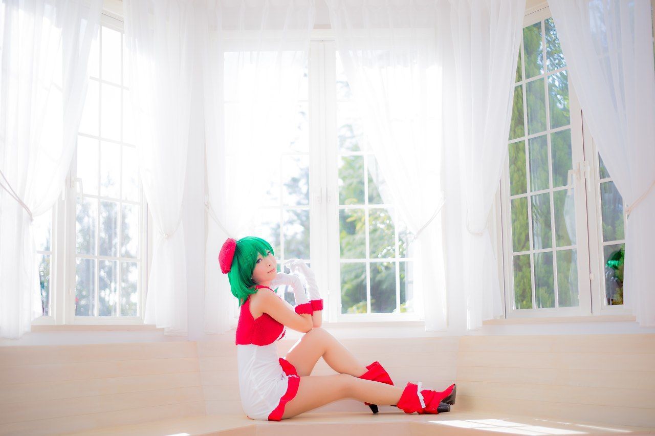 真白ゆき (Mashiro Yuki) コスプレ《Macros》Ranka Lee(Xmas ver.)