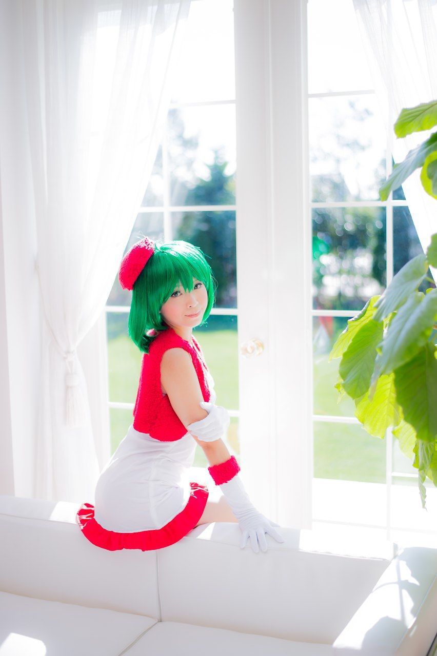 真白ゆき (Mashiro Yuki) コスプレ《Macros》Ranka Lee(Xmas ver.)