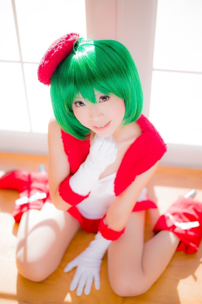 真白ゆき (Mashiro Yuki) コスプレ《Macros》Ranka Lee(Xmas ver.)