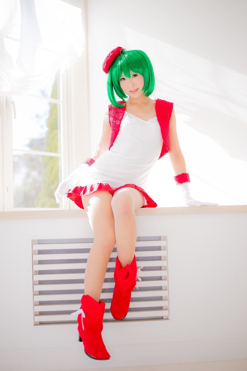 真白ゆき (Mashiro Yuki) コスプレ《Macros》Ranka Lee(Xmas ver.)