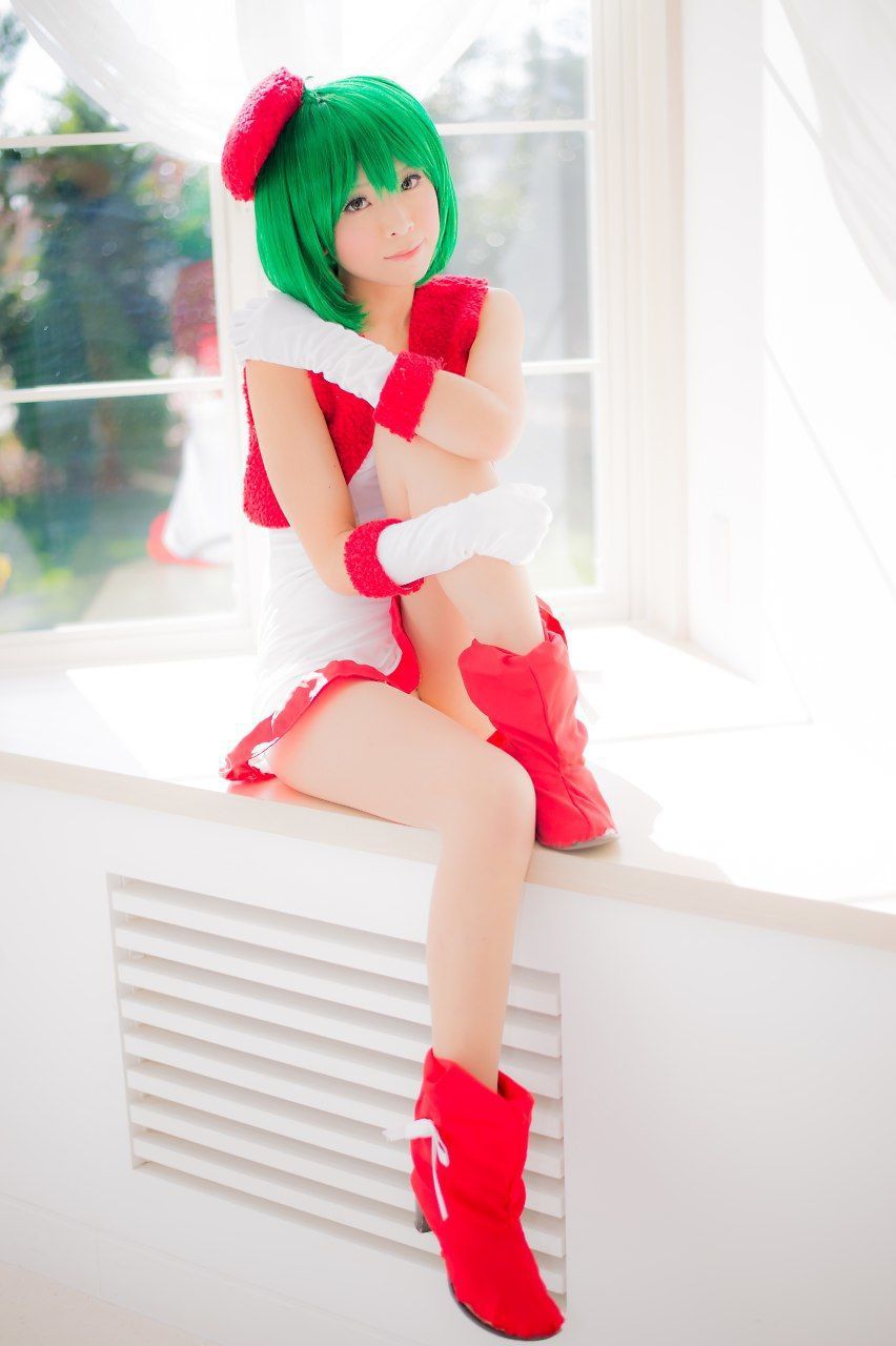 真白ゆき (Mashiro Yuki) コスプレ《Macros》Ranka Lee(Xmas ver.)