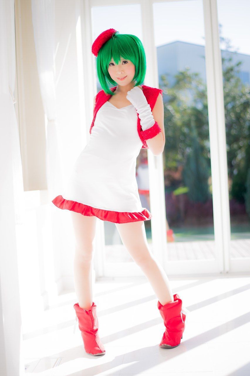 真白ゆき (Mashiro Yuki) コスプレ《Macros》Ranka Lee(Xmas ver.)