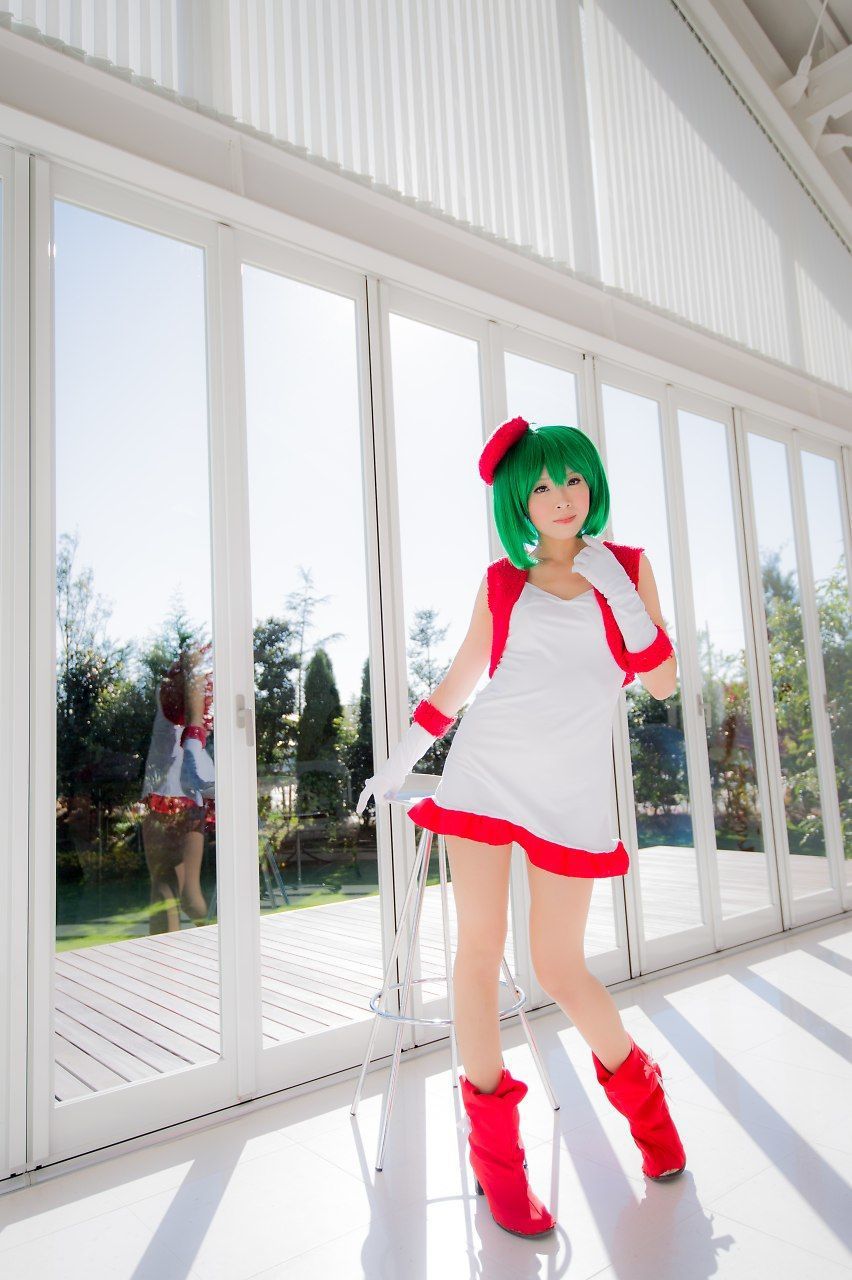 真白ゆき (Mashiro Yuki) コスプレ《Macros》Ranka Lee(Xmas ver.)