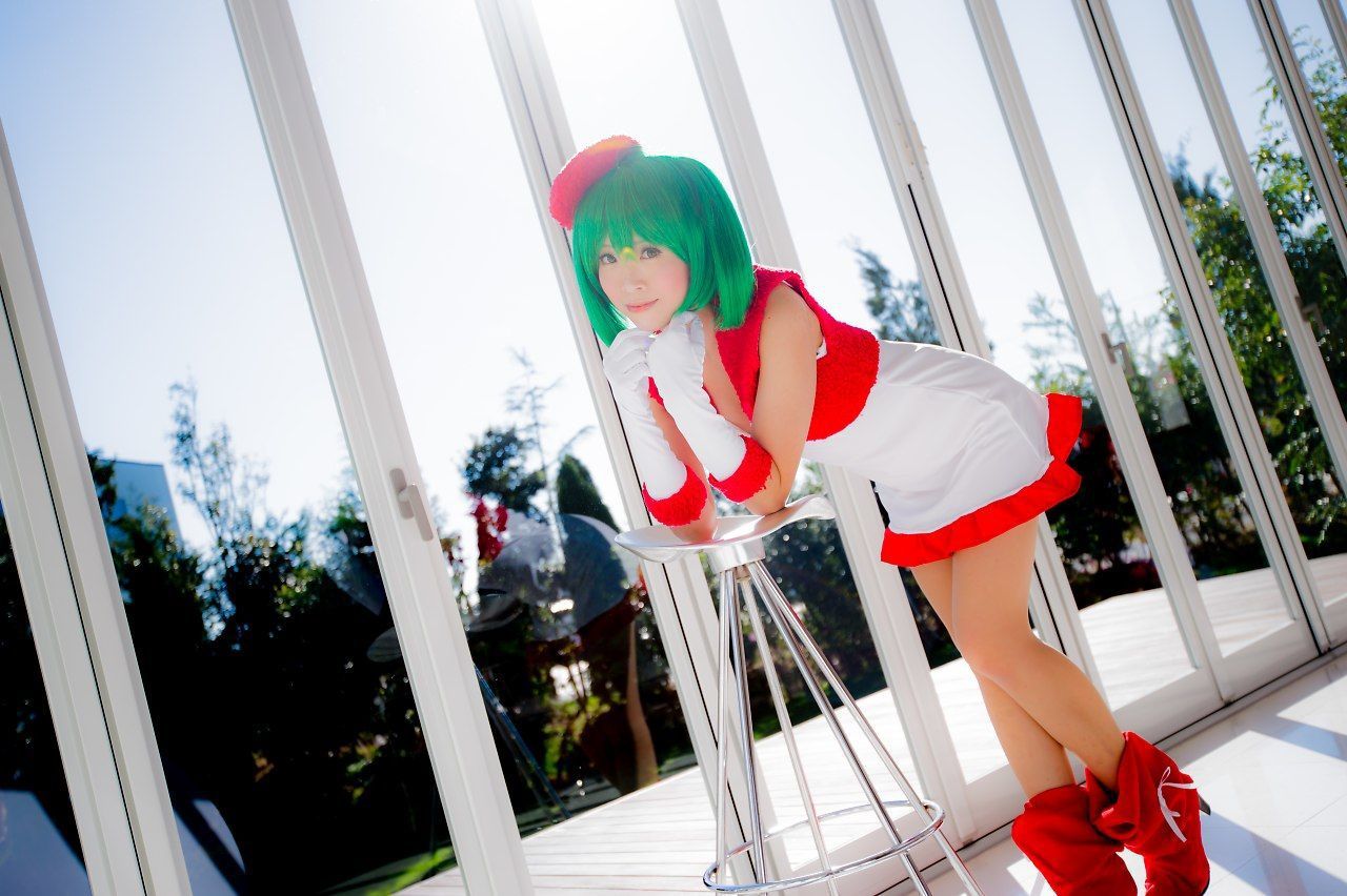 真白ゆき (Mashiro Yuki) コスプレ《Macros》Ranka Lee(Xmas ver.)