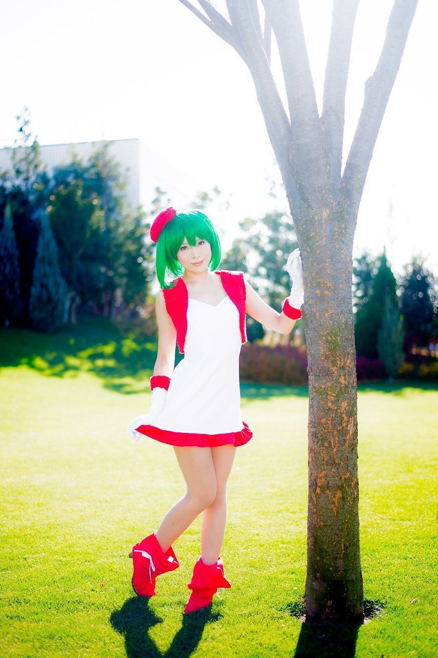 真白ゆき (Mashiro Yuki) コスプレ《Macros》Ranka Lee(Xmas ver.)