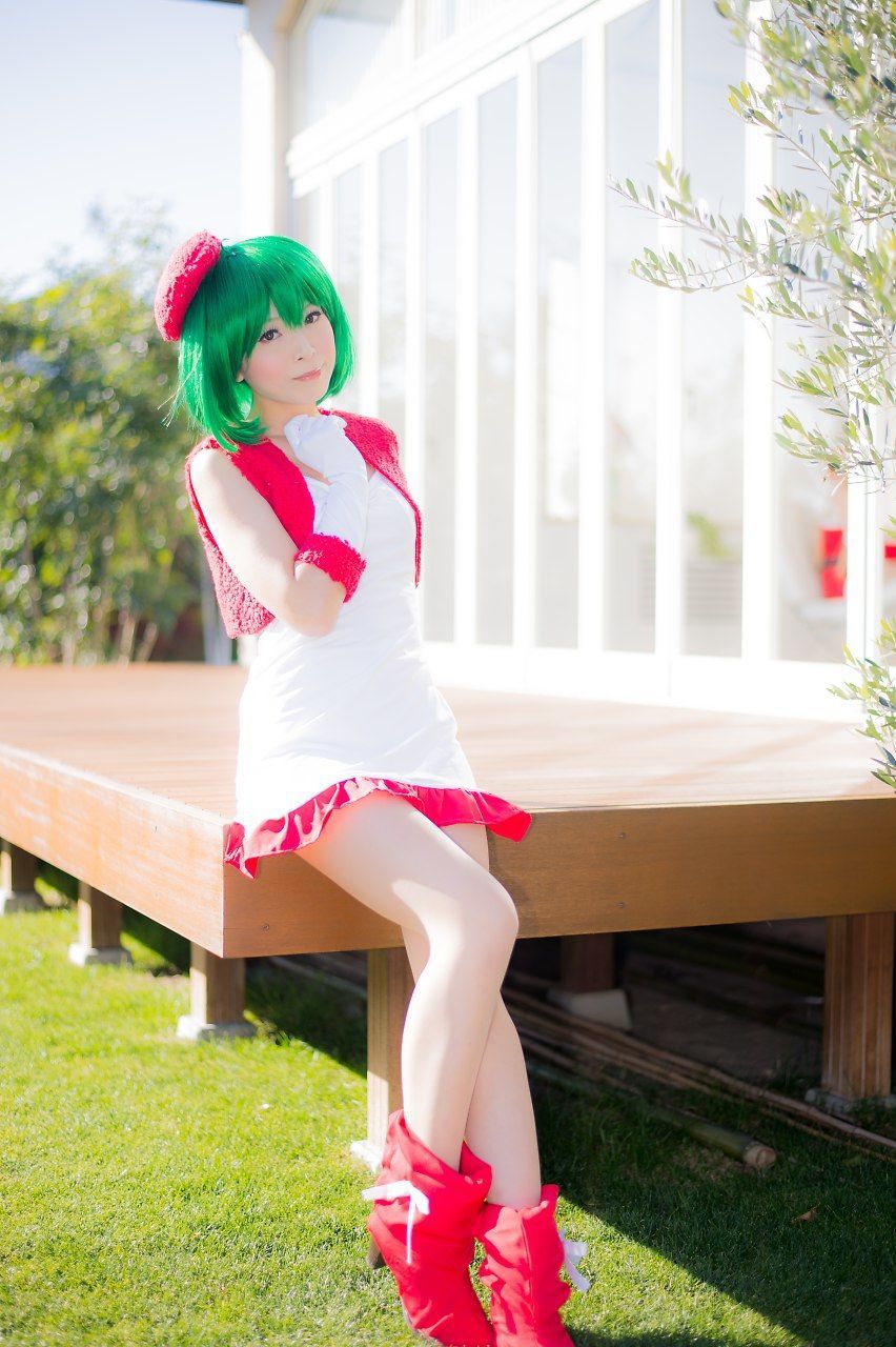 真白ゆき (Mashiro Yuki) コスプレ《Macros》Ranka Lee(Xmas ver.)