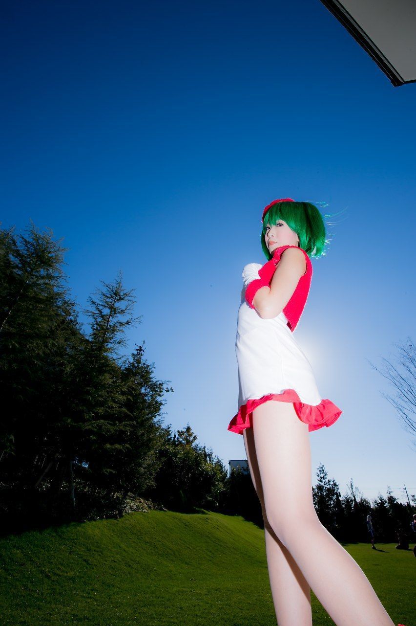 真白ゆき (Mashiro Yuki) コスプレ《Macros》Ranka Lee(Xmas ver.)