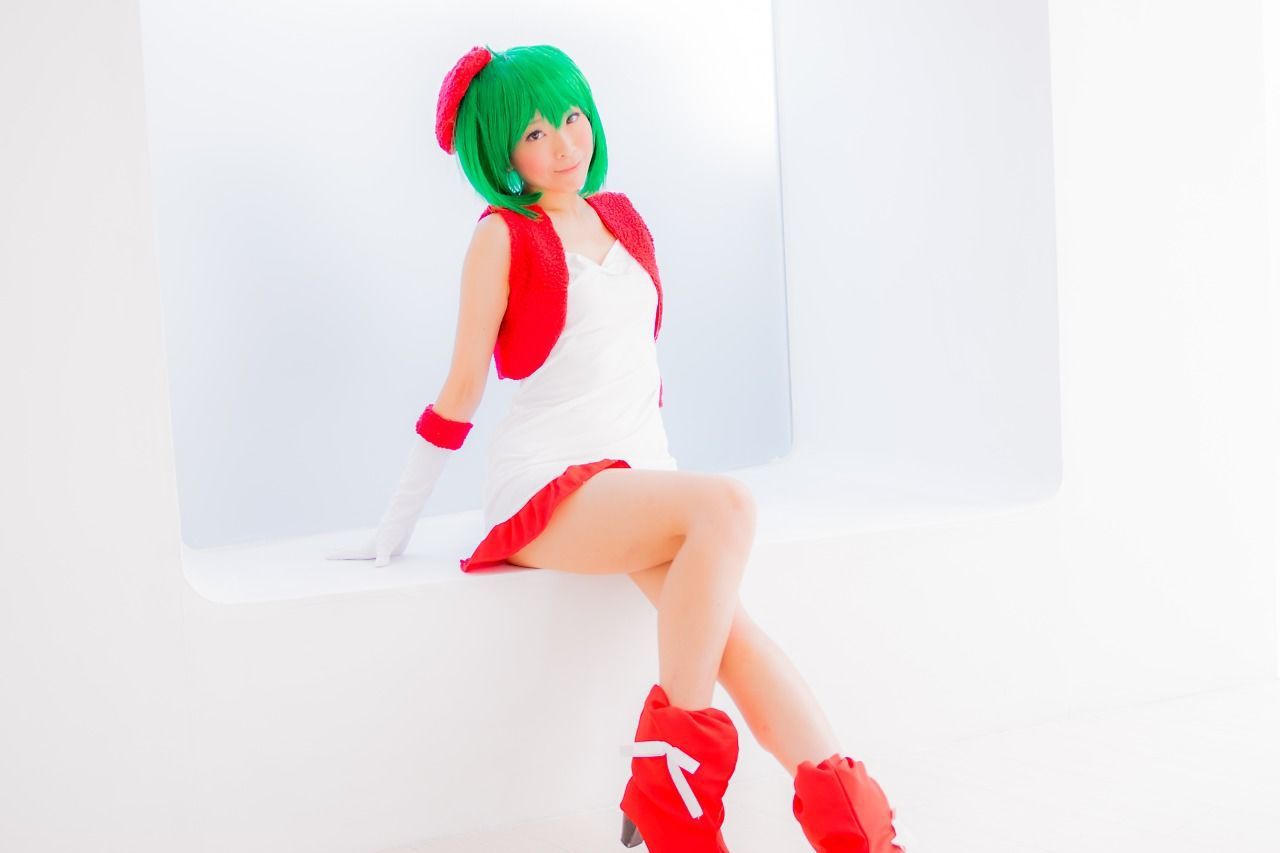 真白ゆき (Mashiro Yuki) コスプレ《Macros》Ranka Lee(Xmas ver.)