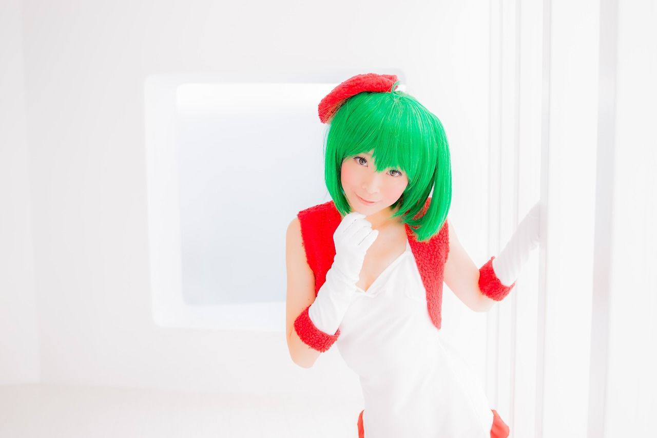 真白ゆき (Mashiro Yuki) コスプレ《Macros》Ranka Lee(Xmas ver.)