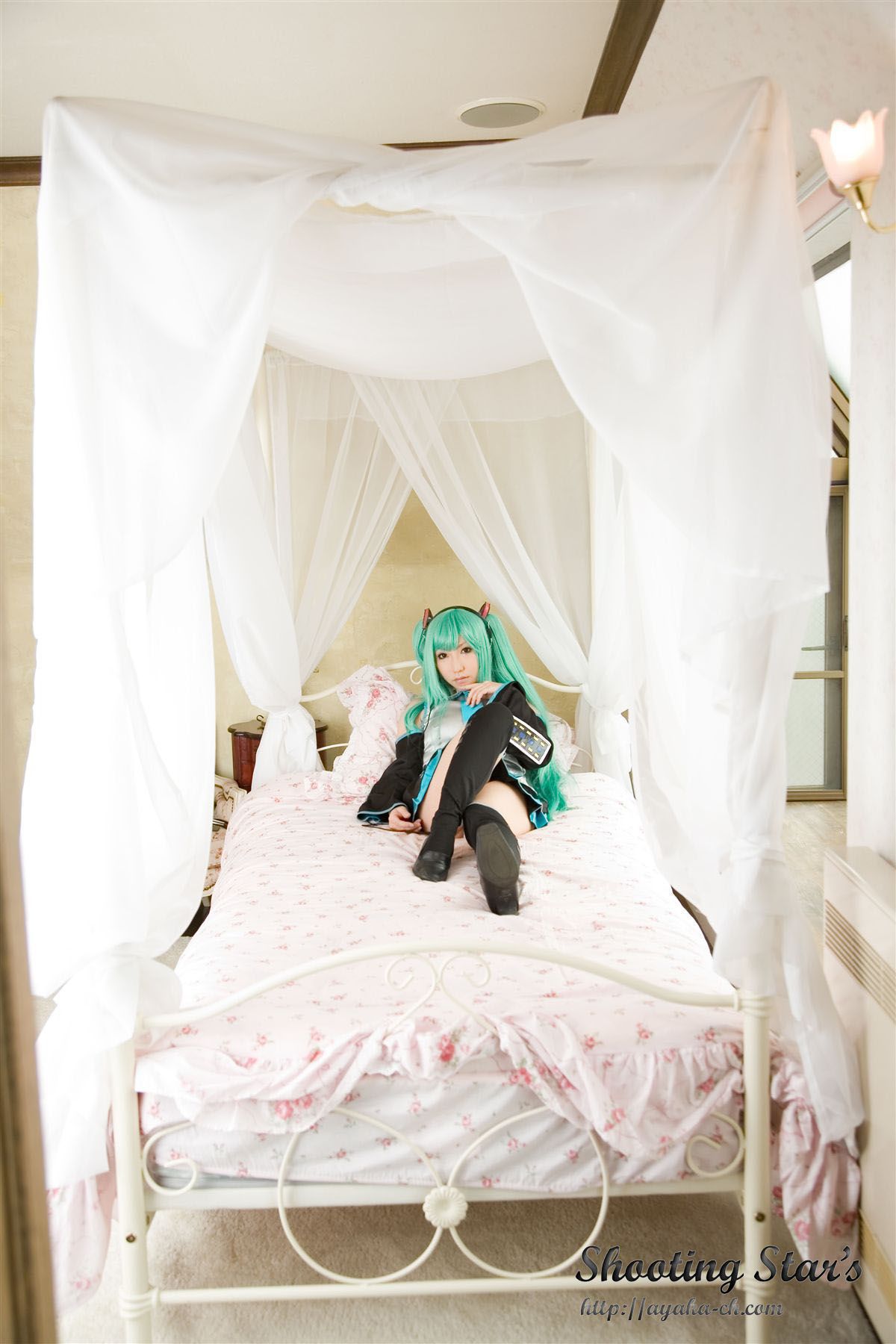 Saku サク 《VOCALOID》Hatsune Miku [Shooting Star s]