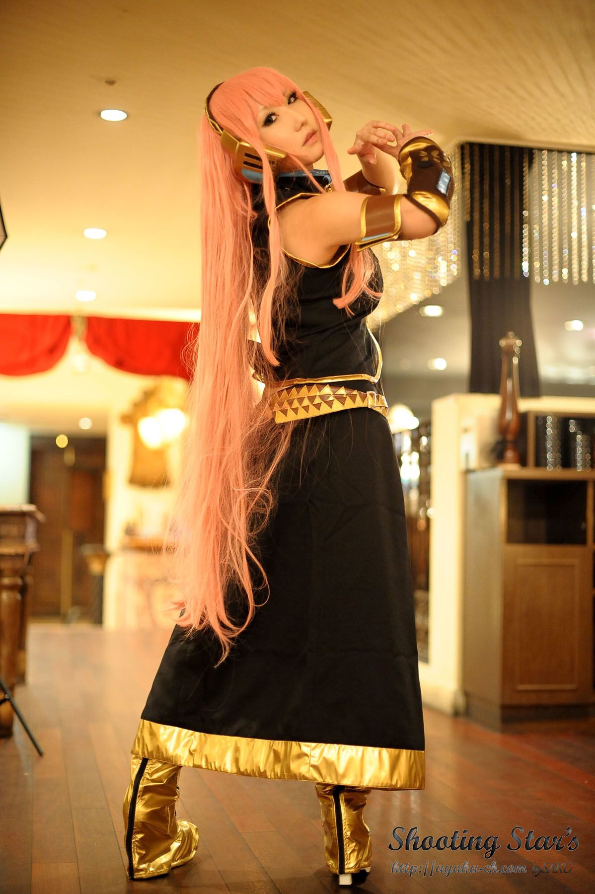绫香サク 《VOCALOID》 Megurine Luka [Shooting Star s]
