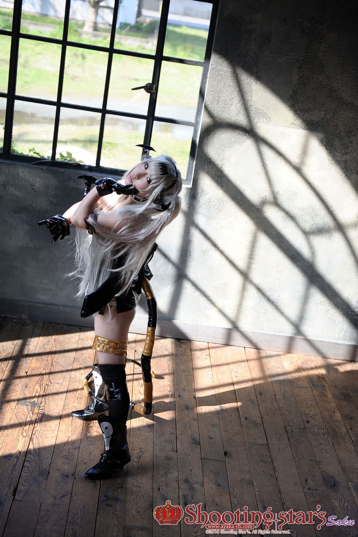绫香サク 《Queen s Blade》Alice(アリス) [Shooting Star s]
