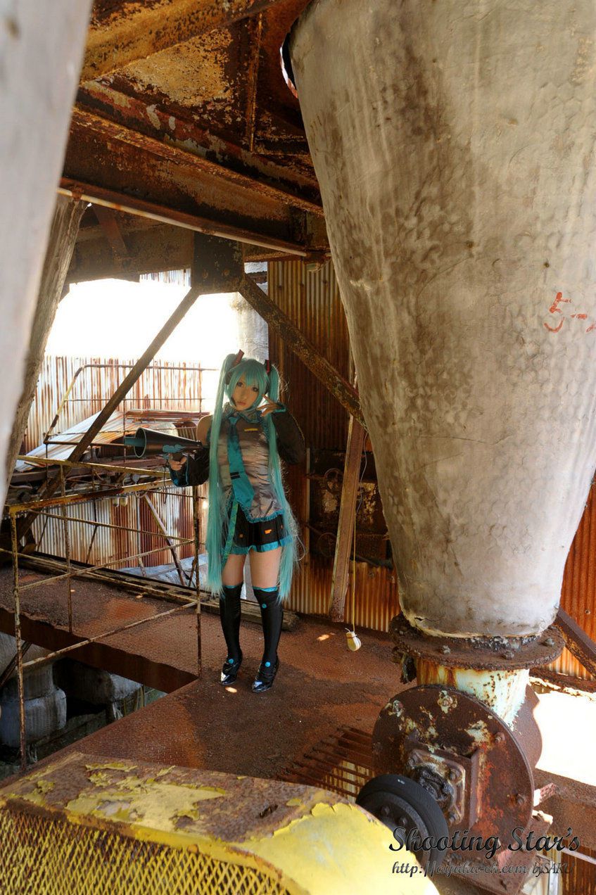 绫香サク (Saku サク Saku Ayaka) 《VOCALOID》 Hatsune Miku 3 [Shooting Star s]