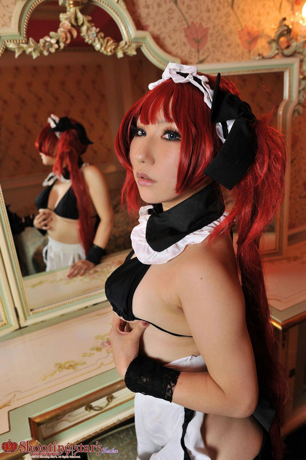 绫香サク (Saku サク Saku Ayaka) 《クイーンズブレイドQueen s Blade》アイリ & Alleyne